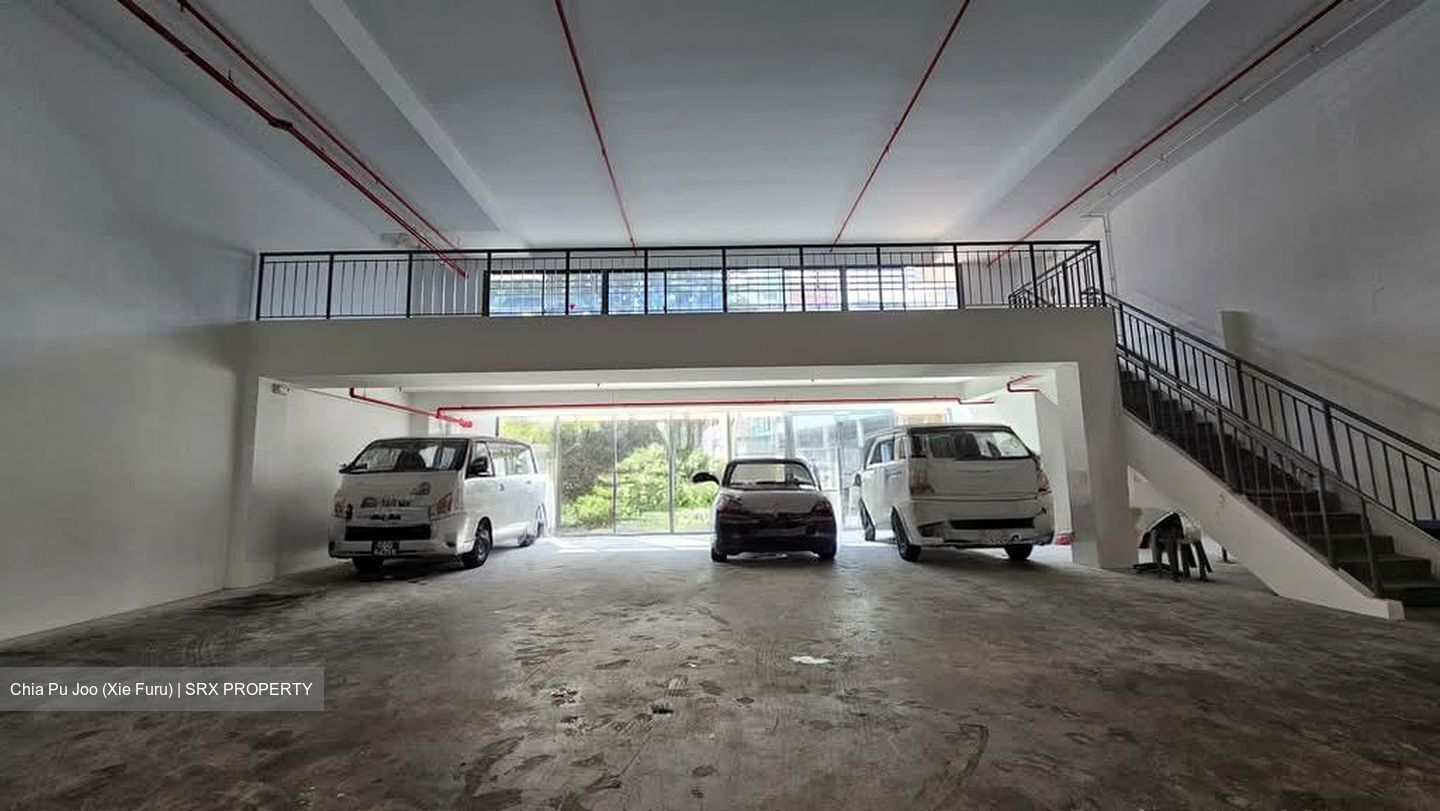 ASIA MOTOR (D13), Factory #577738171